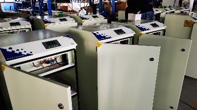 車間粉塵廢氣處理設備，執(zhí)信環(huán)保為工業(yè)加工提供除塵設備。