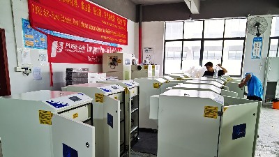 工業(yè)粉塵除塵器，執(zhí)信環(huán)保為工業(yè)加工提供高效除塵設(shè)備。