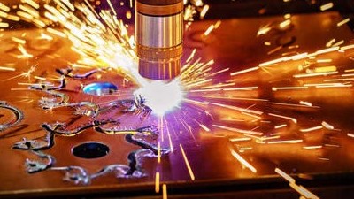 執(zhí)信環(huán)保激光切割煙霧過濾器廠家，帶您了解激光切割技術(shù)的前世今生！