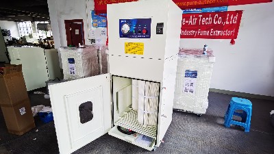 飛輪加工煙塵凈化設(shè)備怎么選，執(zhí)信環(huán)保工業(yè)加工煙塵凈化器制造！